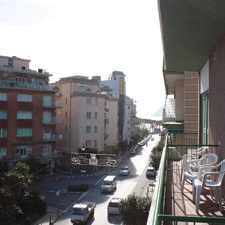 Albergo Anita Alassio Exteriör bild