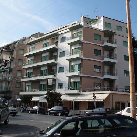 Albergo Anita Alassio Exteriör bild