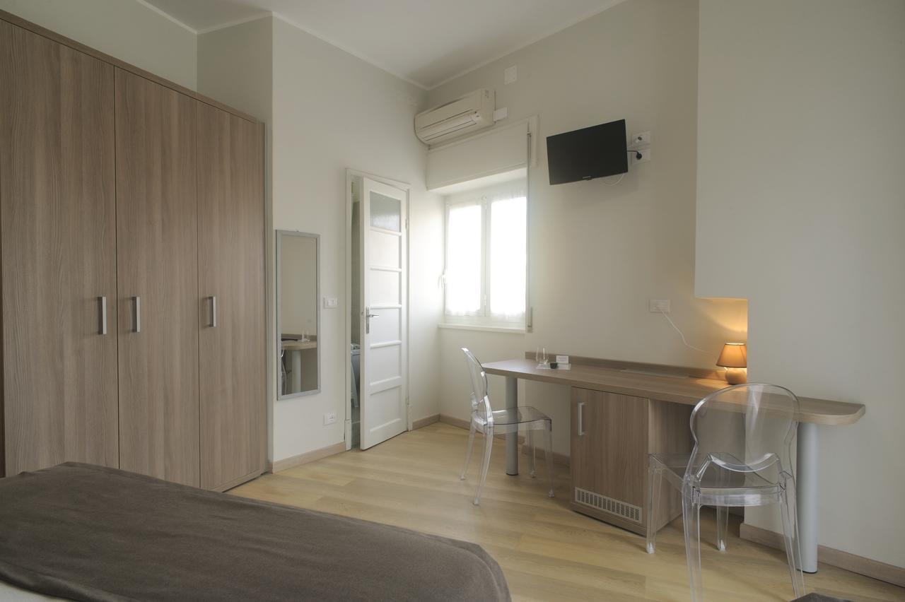 Albergo Anita Alassio Exteriör bild